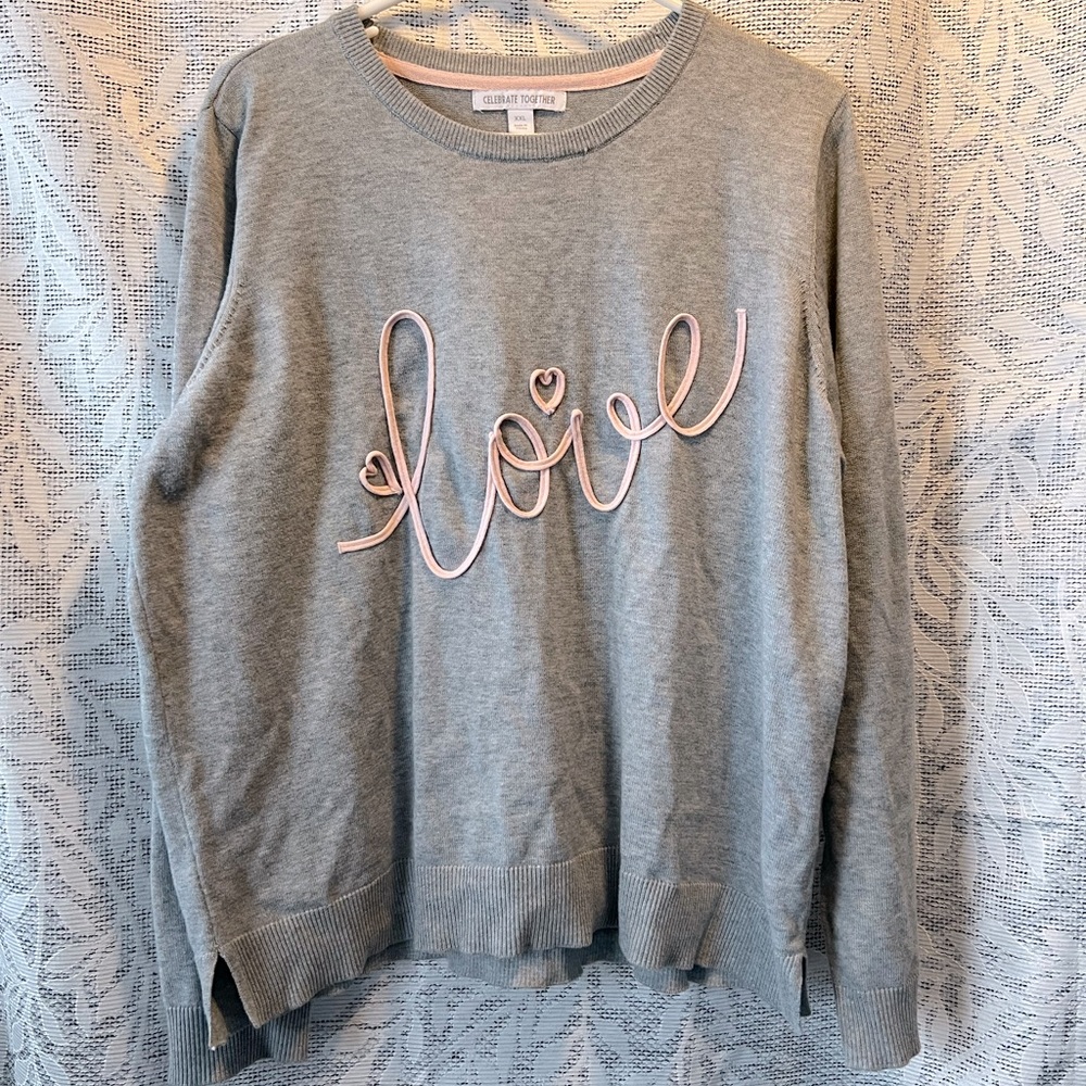 Love Seeatshirt